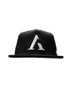 Classic Snapback Black & White
