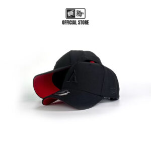 A Frame Snapback Red Button